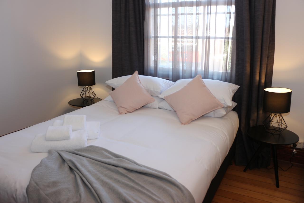 Guildford Hotel Экстерьер фото